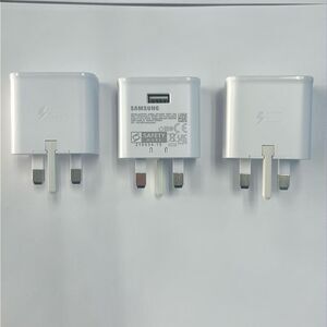 NEW 3 Pack Samsung (9V/1.67A) 15W EU Travel Adapter Charger - White(EP-TA200)